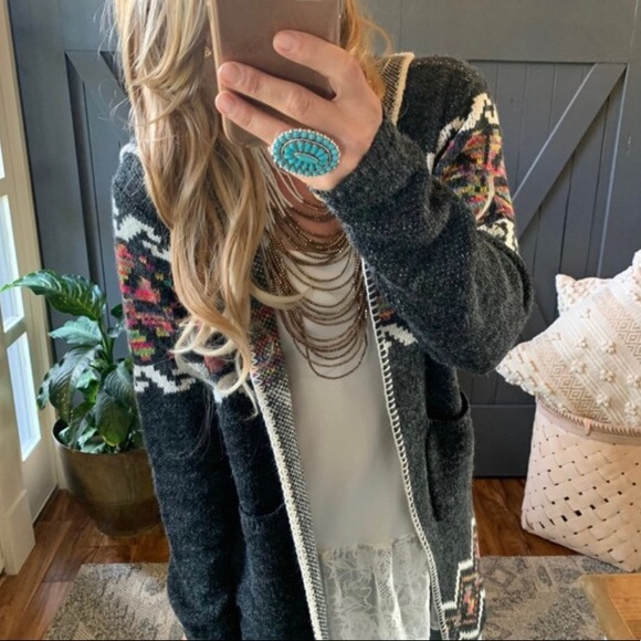 New Yellowstone Tribal Long Black Cardigan Hooded Sweater Southwest Western Boho - Picture 5 of 9